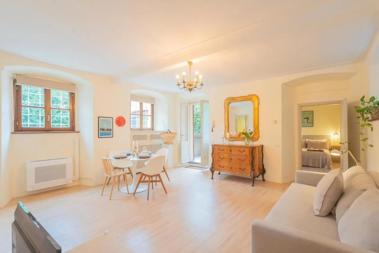 La Piazza Di Cernobbio By Rent All Como شقة