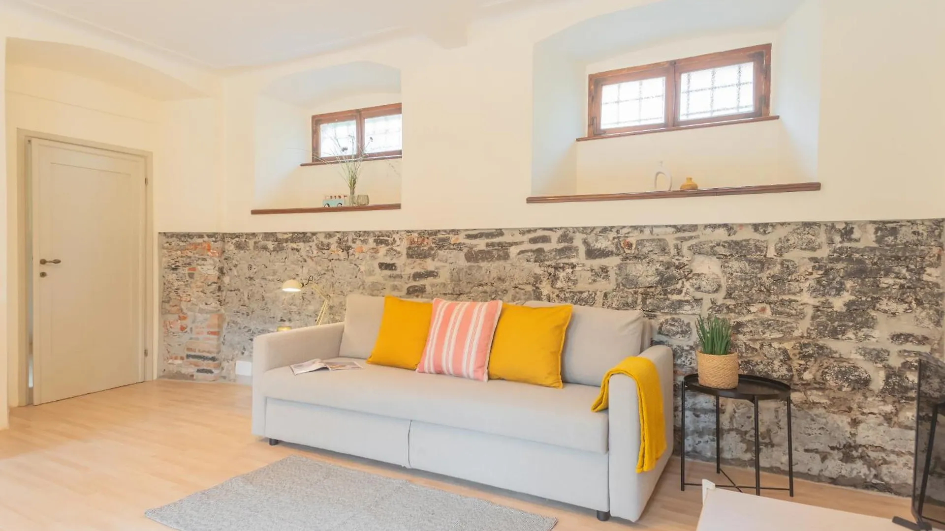 شقة La Piazza Di Cernobbio By Rent All Como إيطاليا