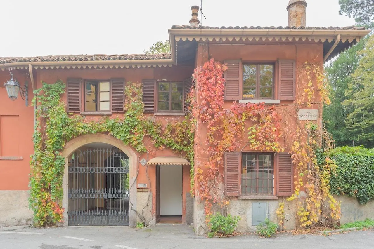 La Piazza Di Cernobbio By Rent All Como 0*,