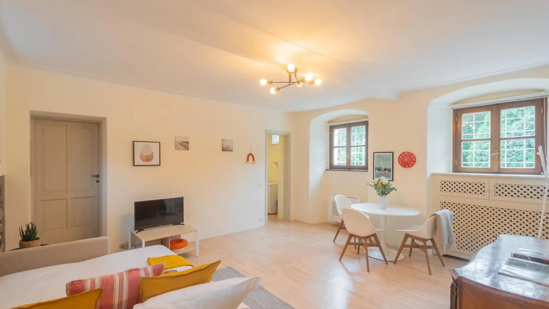 La Piazza Di Cernobbio By Rent All Como Apartment
